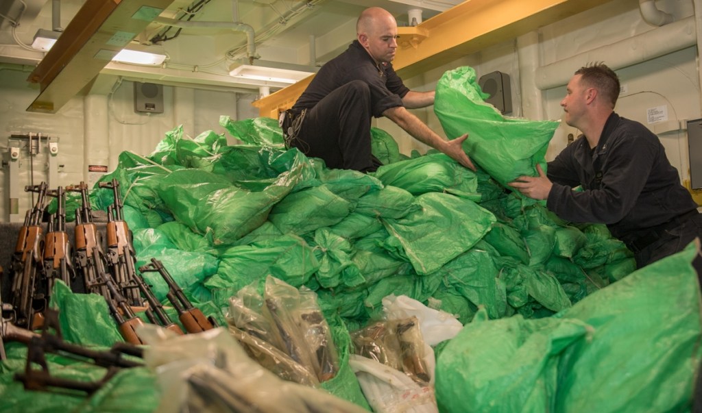 Destroyer intercepts arms shipment near Yemen