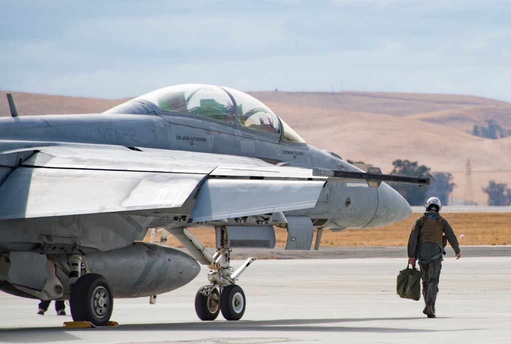 Only one-third of Super Hornets ready to ‘fight tonight’ as of October, admiral says