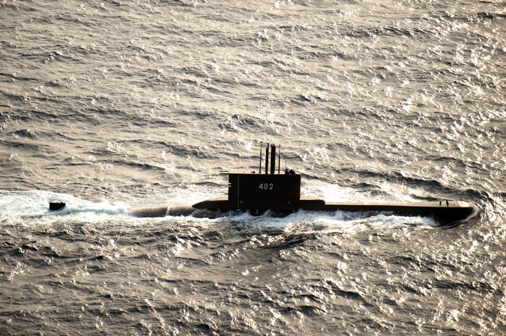 India sends vessel to help with Indonesian submarine rescue