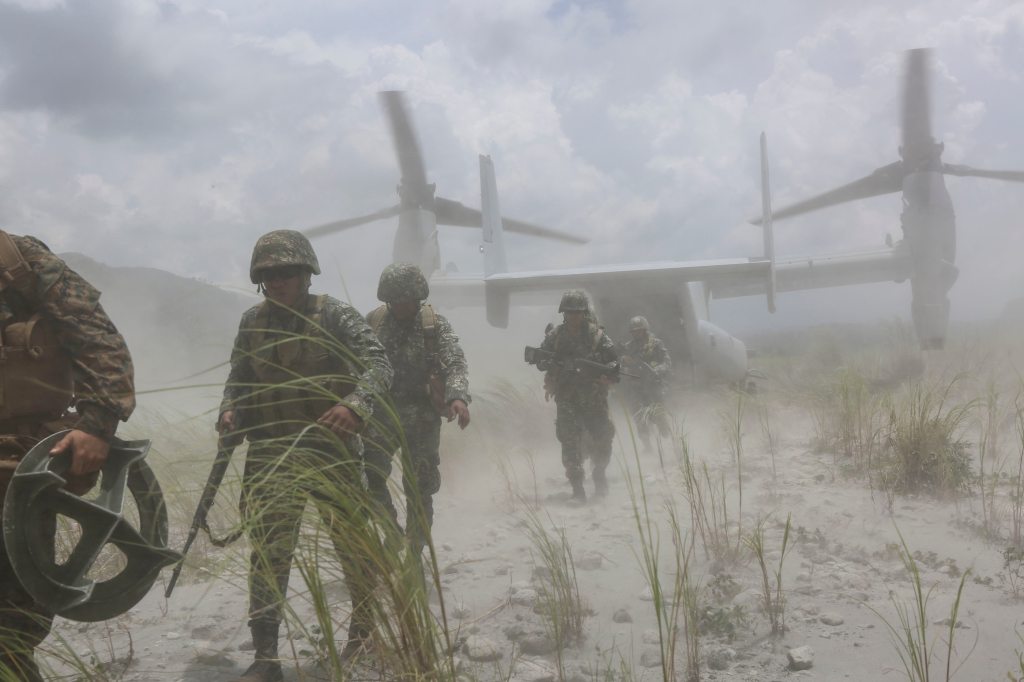 Filipino alliance at risk as president says U.S. troops must go