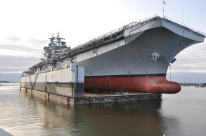 Ingalls launches America-class amphibious assault warship 13 weeks ahead of schedule