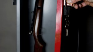 For veteran gun owners and others, a service to keep firearms safe