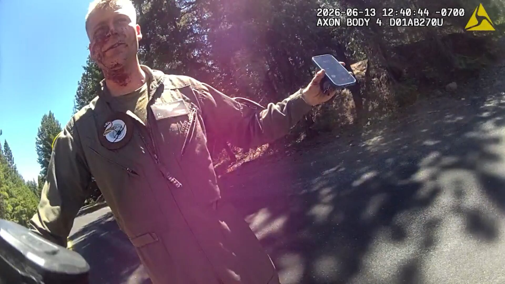 “Damn, bud. You got to fly higher.” Sheriff bodycam footage shows pilot after fighter jet crash