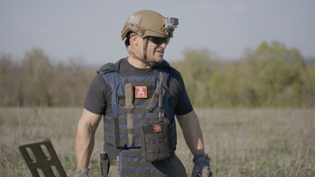Green Beret who survived an IED now clears Ukraine’s landmines