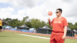 Mom and aunt reinforce active-duty Marine fighting cancer