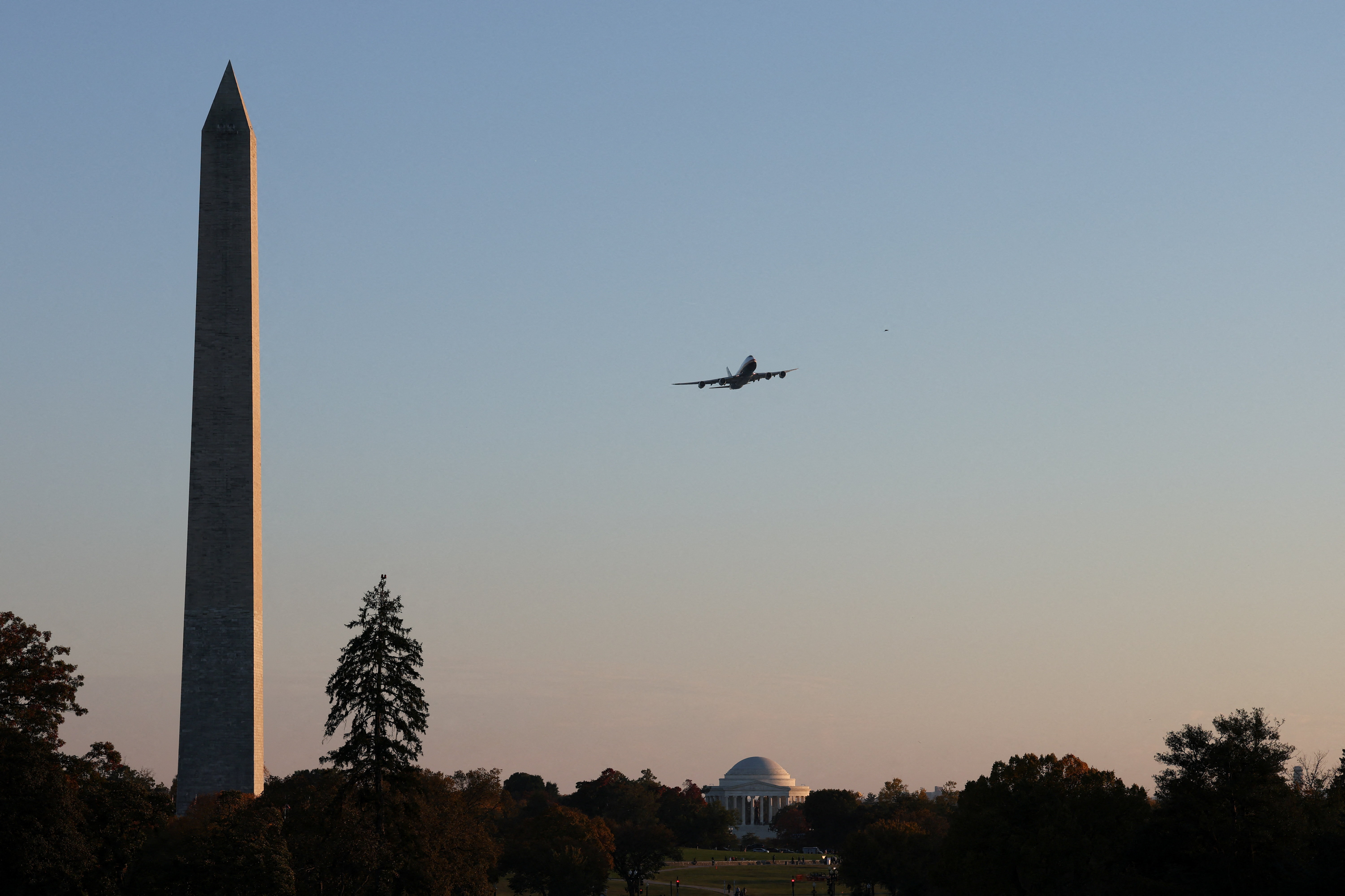 Low-altitude Air Force One Halloween flyover rattles DC residents
