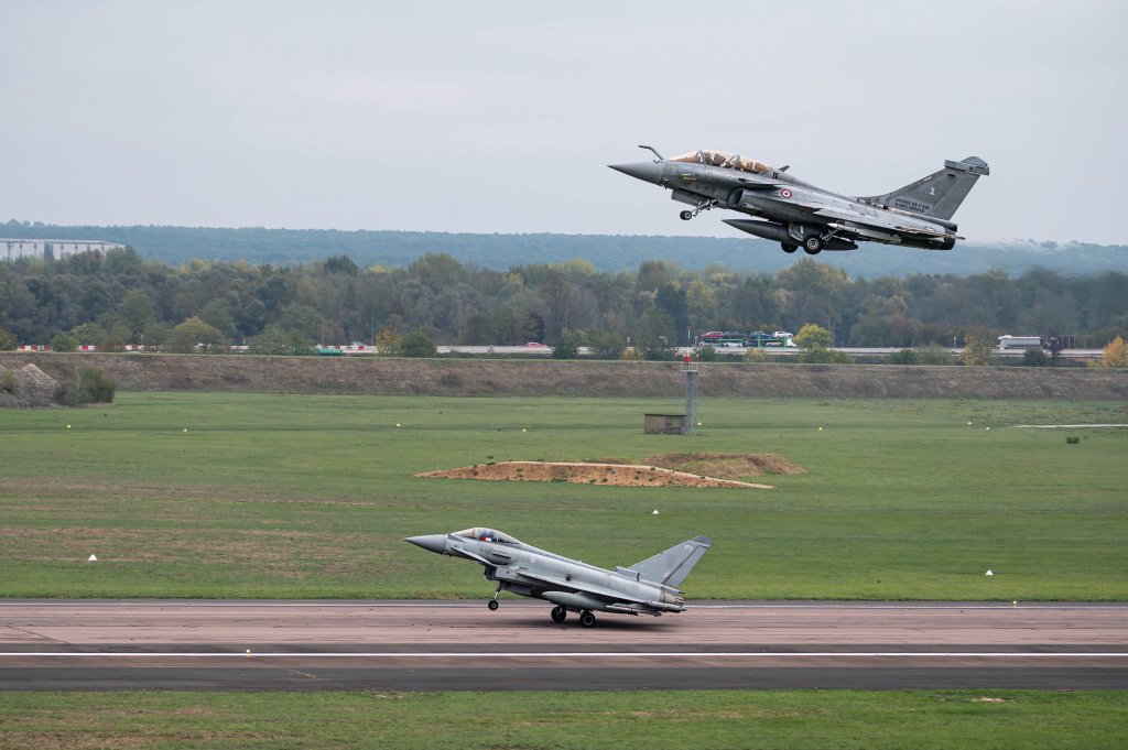 France, UK carry out joint airborne nuclear-strike exercise for first time